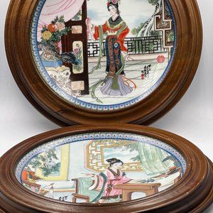 Two Imperial Jingdezhen Porcelain Beauties of the Red Mansion Plate, Hsi-Feng a